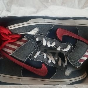 Nike Dunk Hi SB QS (4th Of July)